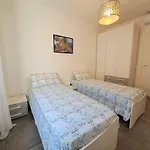 Lux Family Apartment